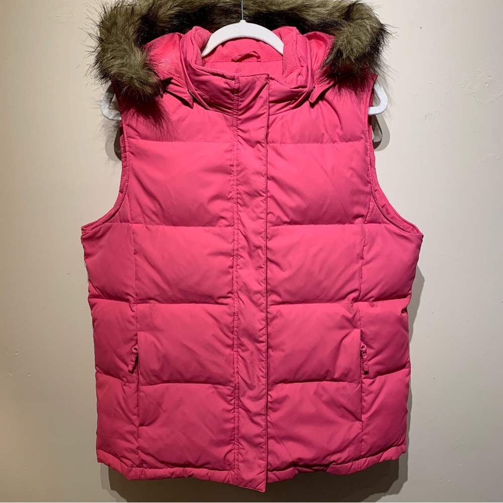 Women's Hot Pink Hooded Puffer Vest with Faux Fur Trim